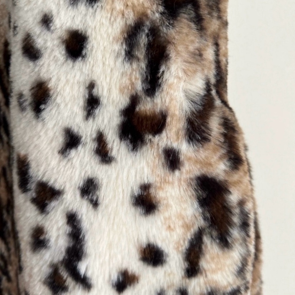 NWT JACK by BB Dakota faux fur vest size small - Picture 4 of 10